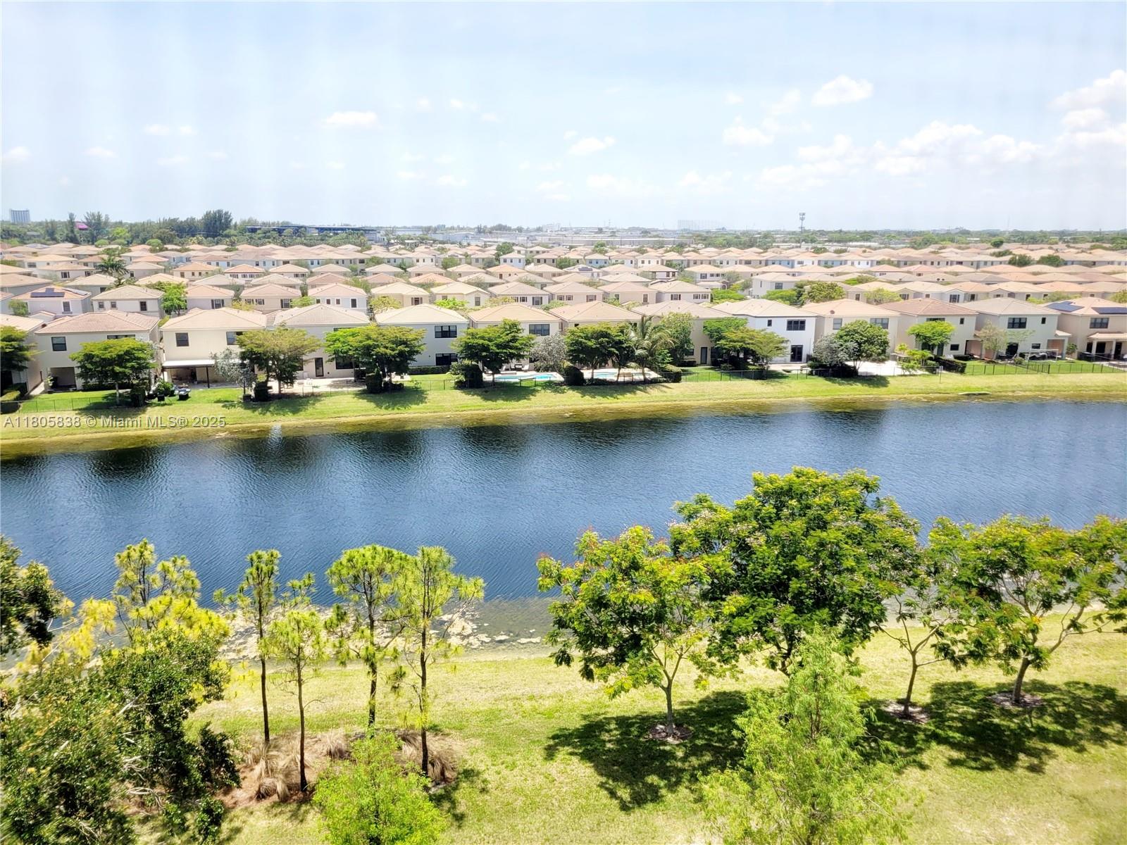 800 Northeast 195th Street, Unit 720 Miami, FL 33179 - Photo 6 of 36