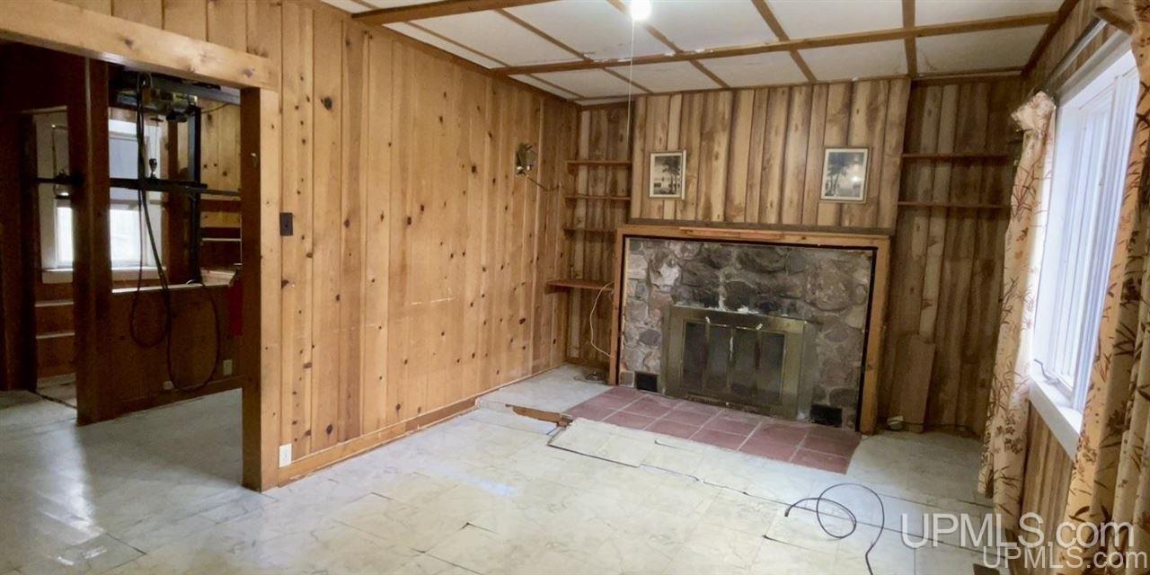 605 West Spring Street Marquette, MI 49855 - Photo 14 of 25
