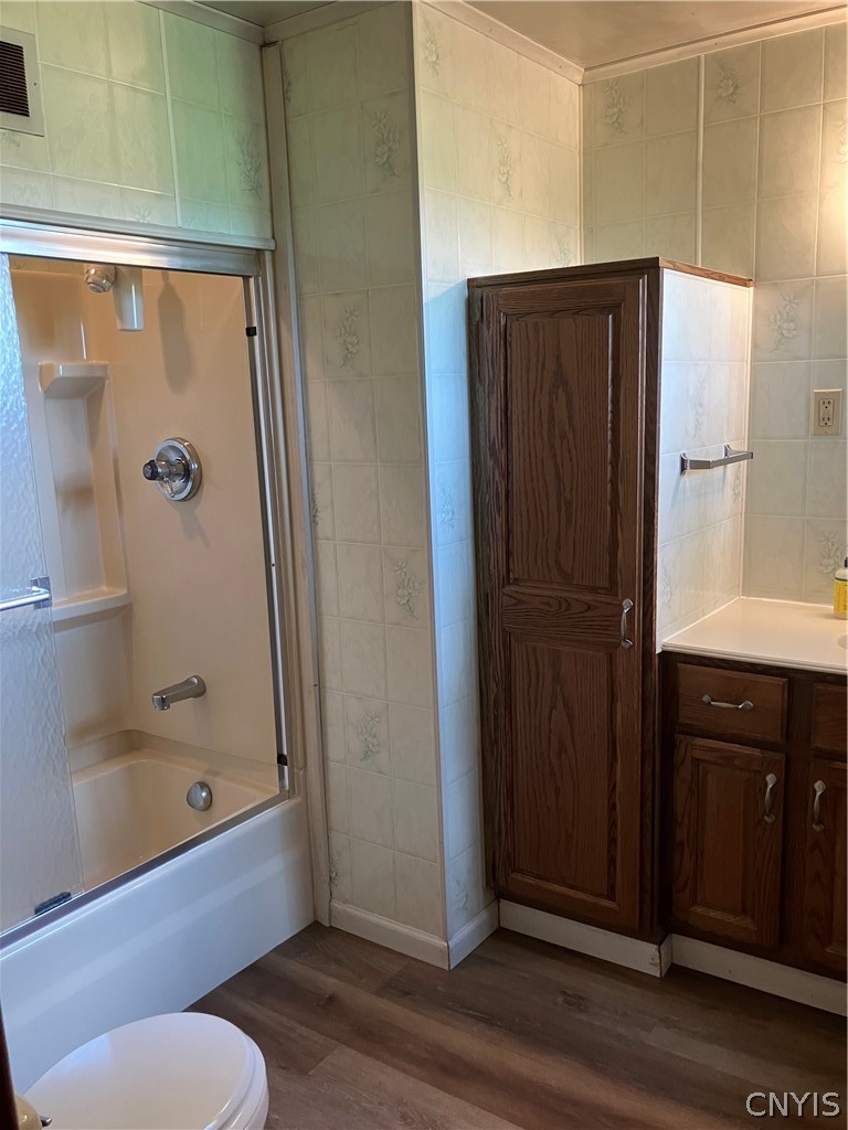 9216 Fish Lane Road Marcy, NY 13403 - Photo 29 of 50 Full bath
