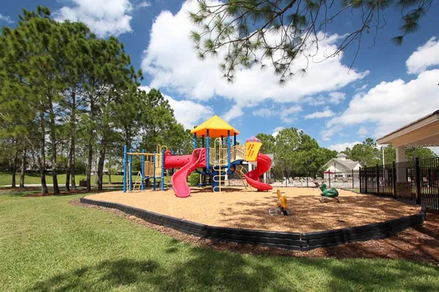 $2,000 | 5738 Kingletsound, Lithia, FL 33547