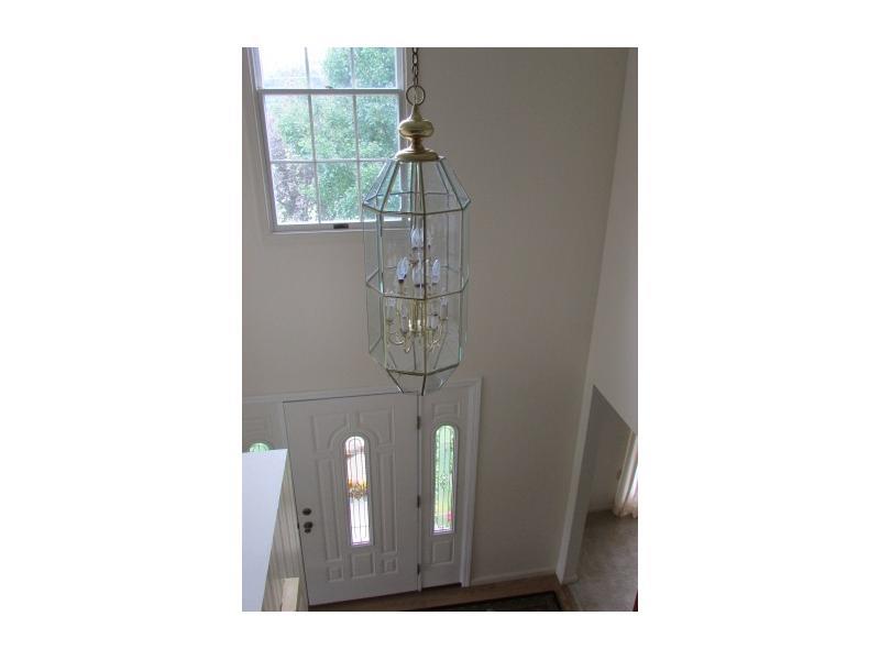 242 West Jefferson Road Butler, PA 16002 - Photo 14 of 25 Entry/Foyer.