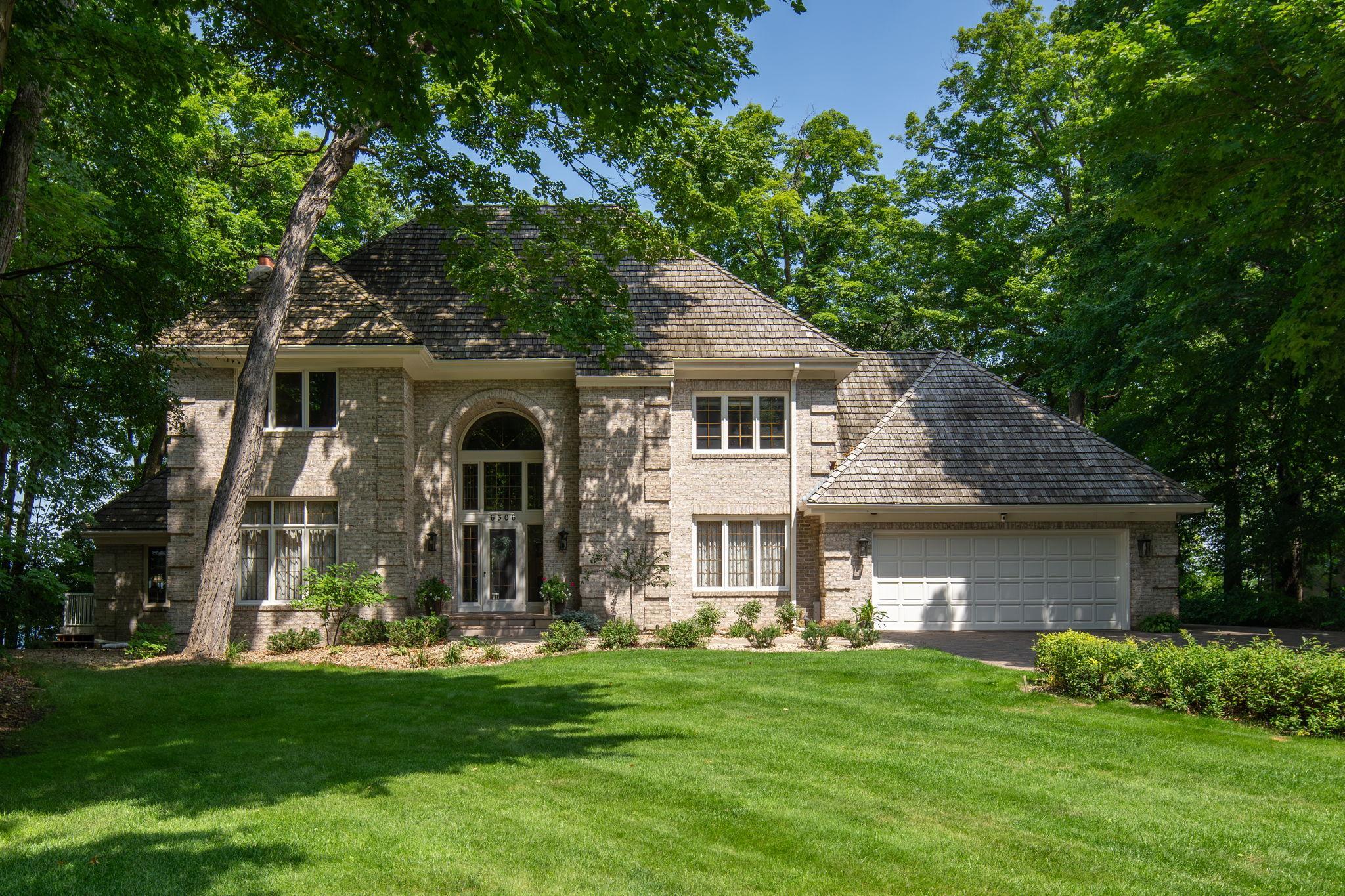6306 Maple Ridge Excelsior, MN 55331 - Photo 12 of 111