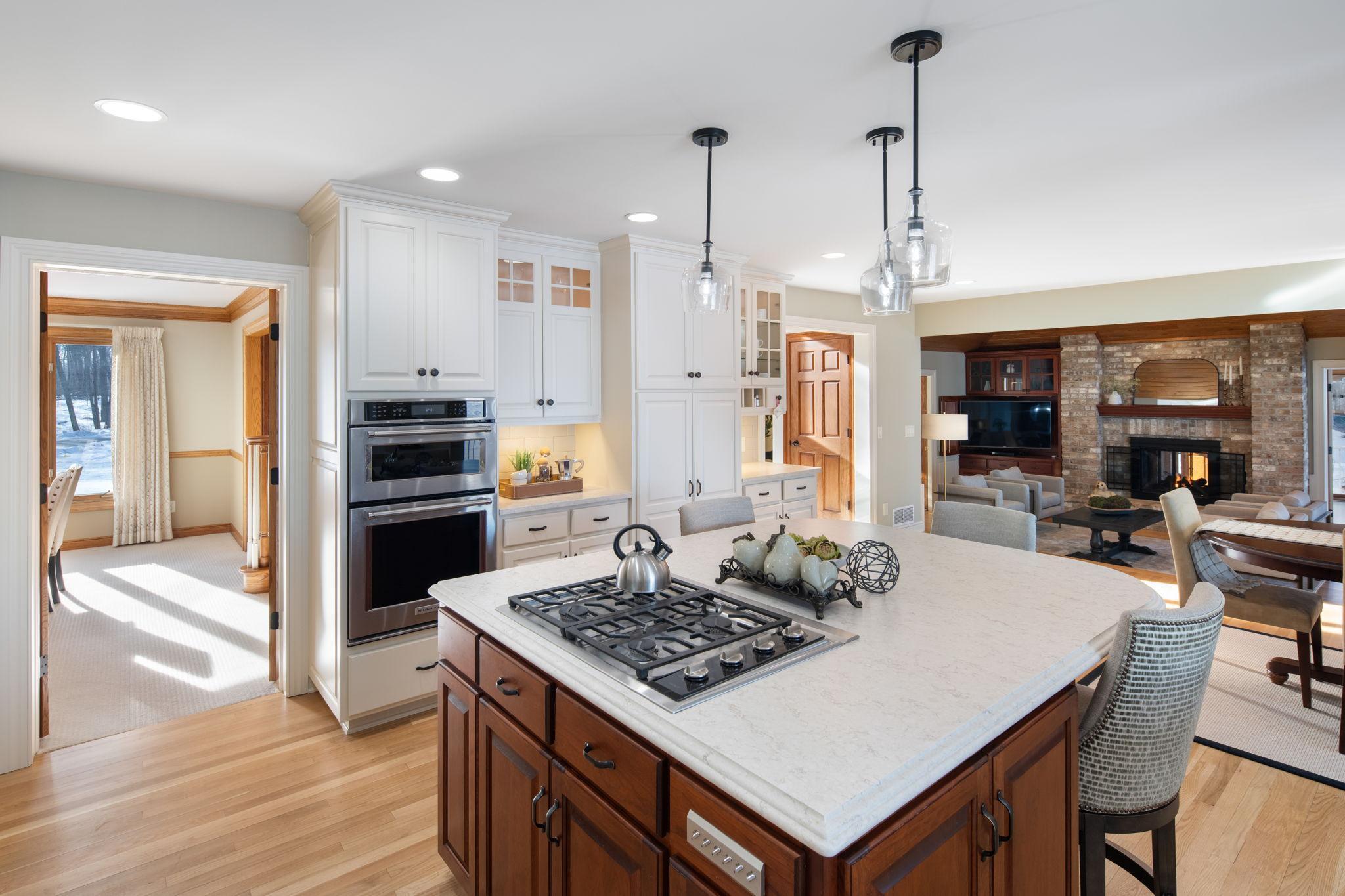 6306 Maple Ridge Excelsior, MN 55331 - Photo 15 of 117