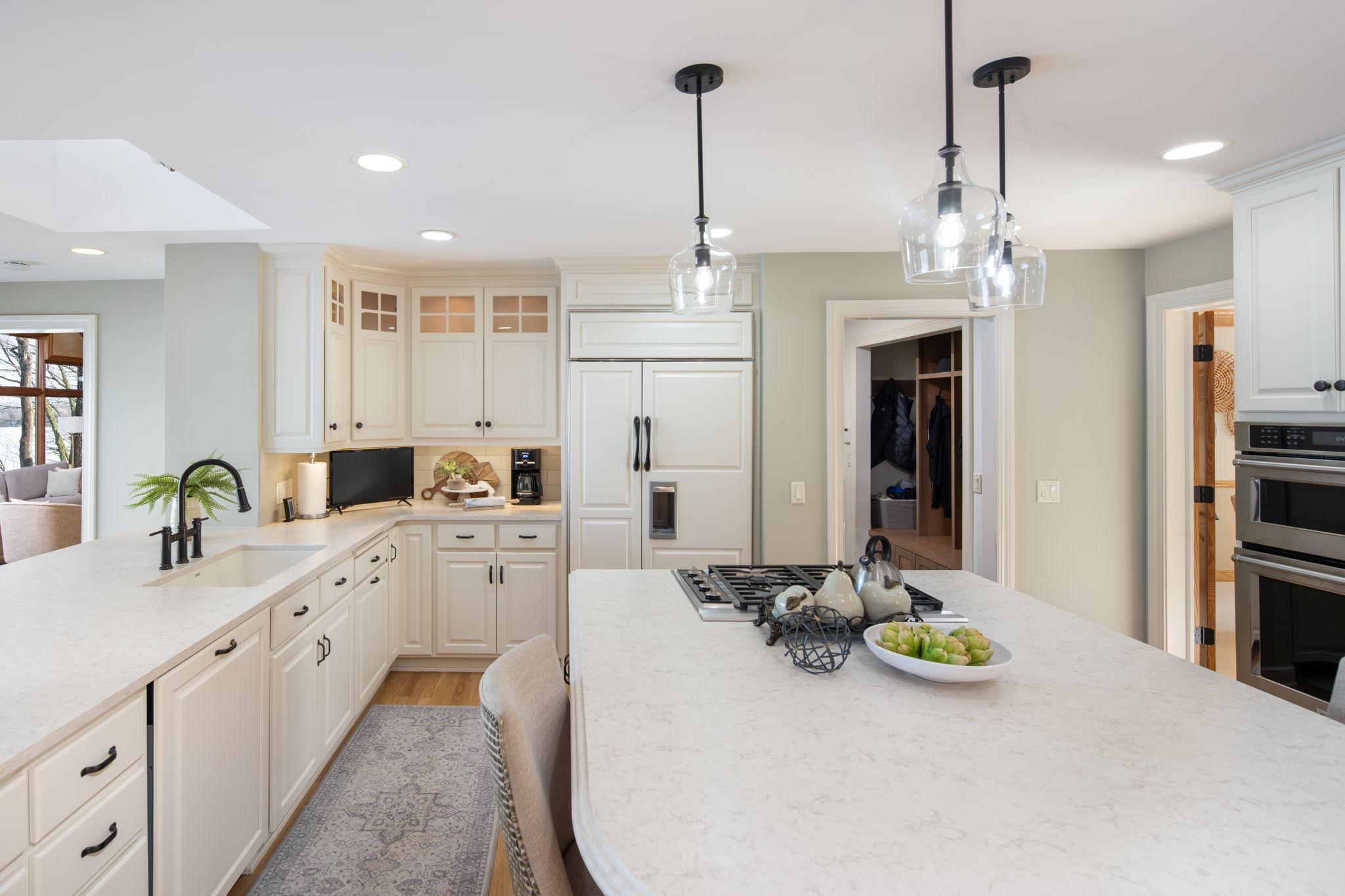 6306 Maple Ridge Excelsior, MN 55331 - Photo 18 of 117