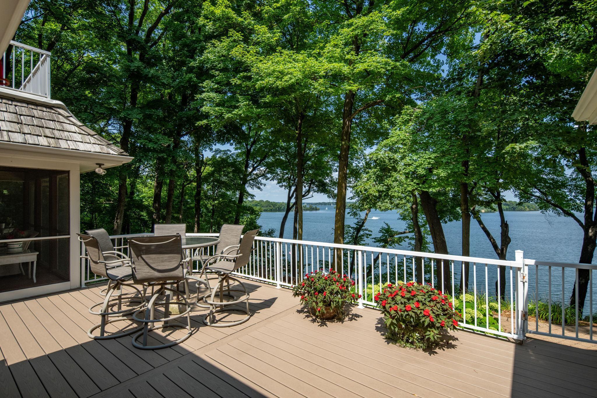 6306 Maple Ridge Excelsior, MN 55331 - Photo 30 of 115