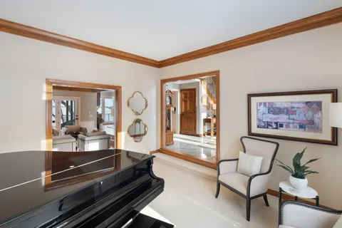 $3,695,000 | 6306 Maple Ridge, Excelsior, MN 55331