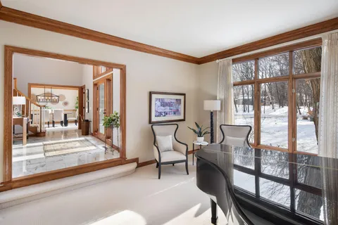 $3,695,000 | 6306 Maple Ridge, Excelsior, MN 55331