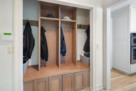 $3,695,000 | 6306 Maple Ridge, Excelsior, MN 55331