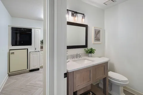 $3,695,000 | 6306 Maple Ridge, Excelsior, MN 55331