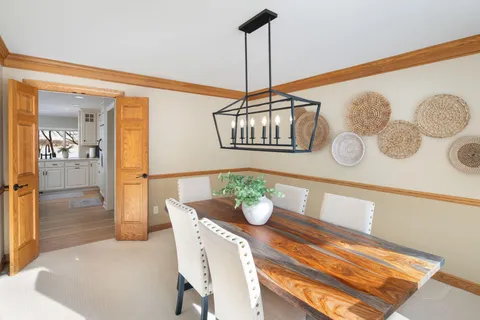 $3,695,000 | 6306 Maple Ridge, Excelsior, MN 55331