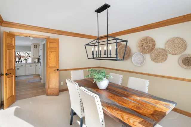 $3,695,000 | 6306 Maple Ridge, Excelsior, MN 55331