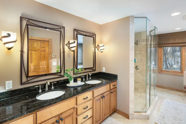 $3,695,000 | 6306 Maple Ridge, Excelsior, MN 55331