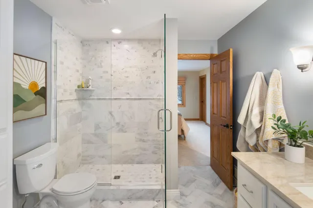 $3,695,000 | 6306 Maple Ridge, Excelsior, MN 55331