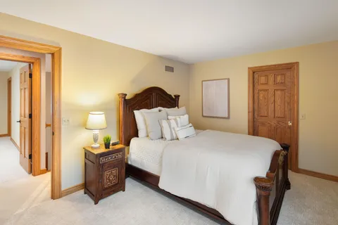 $3,695,000 | 6306 Maple Ridge, Excelsior, MN 55331