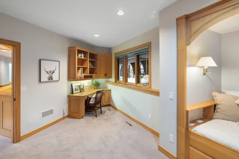 $3,695,000 | 6306 Maple Ridge, Excelsior, MN 55331