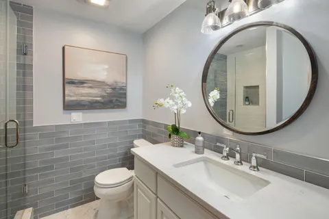 $3,695,000 | 6306 Maple Ridge, Excelsior, MN 55331