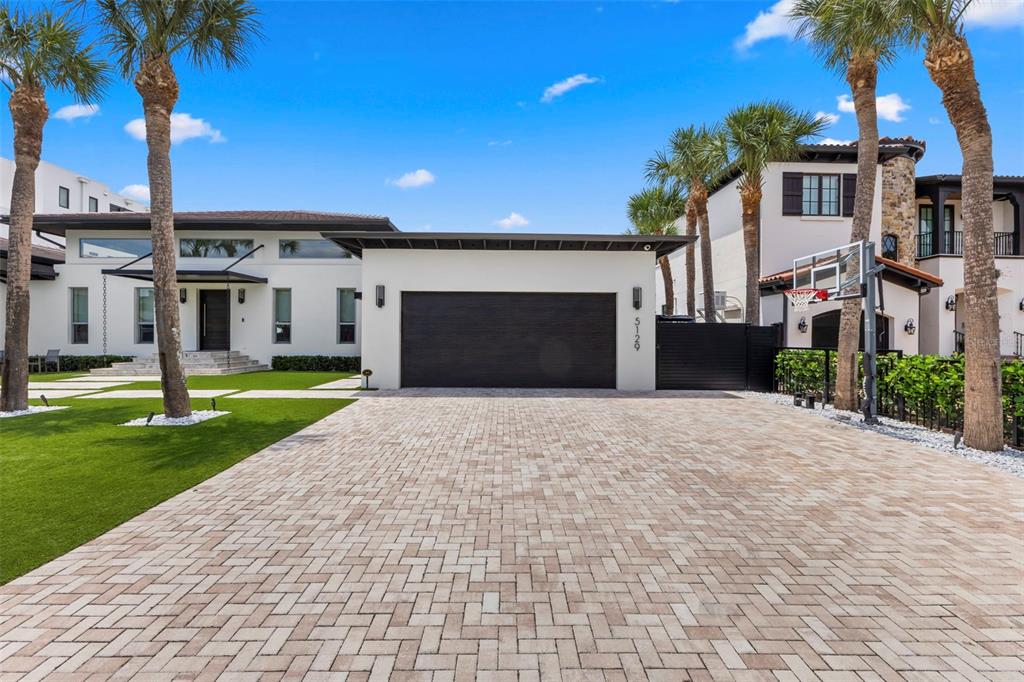 5129 West Neptune Way Tampa, FL 33609 - Photo 4 of 77