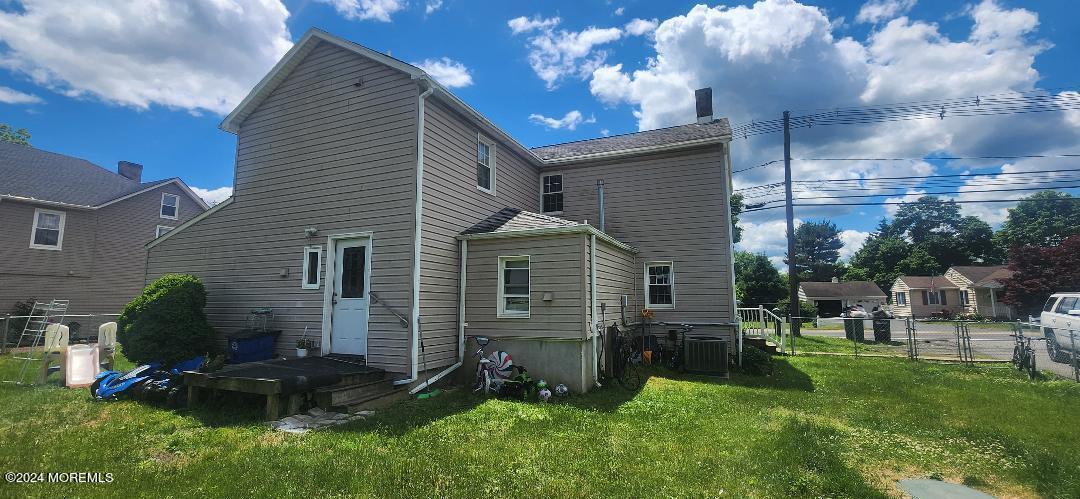 836 Adelphia Road Freehold, NJ 07728 - Photo 2 of 56 thumbnail (15)