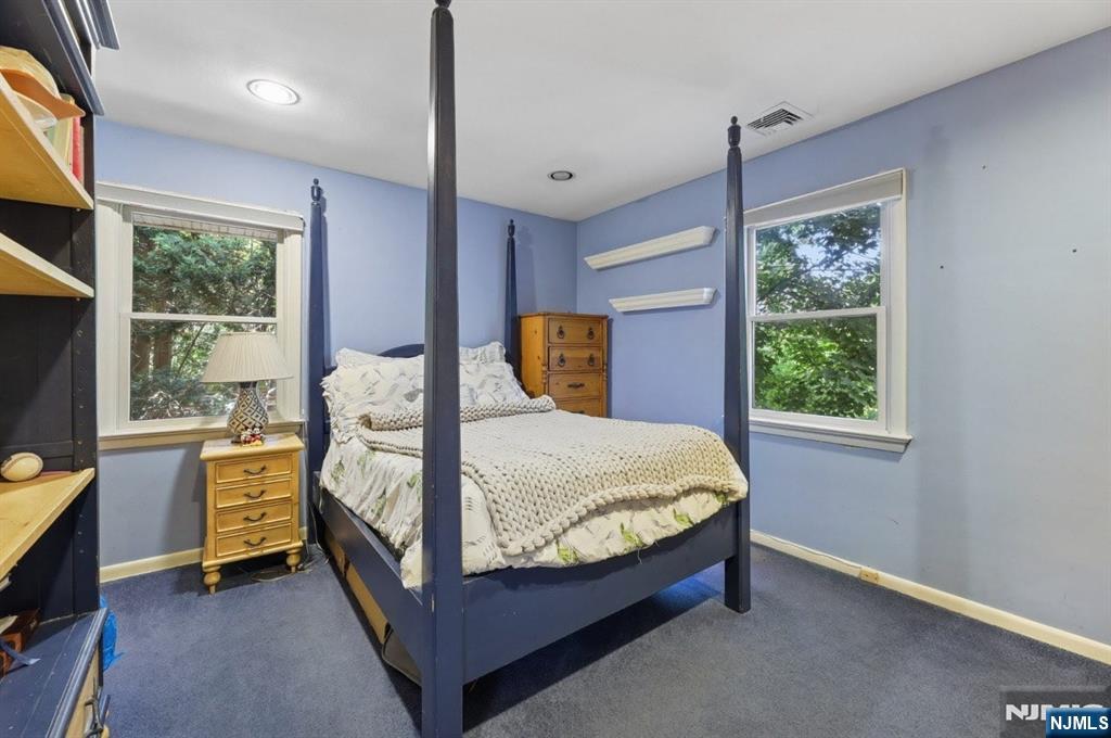 384 Rutland Avenue Teaneck, NJ 07666 - Photo 17 of 36