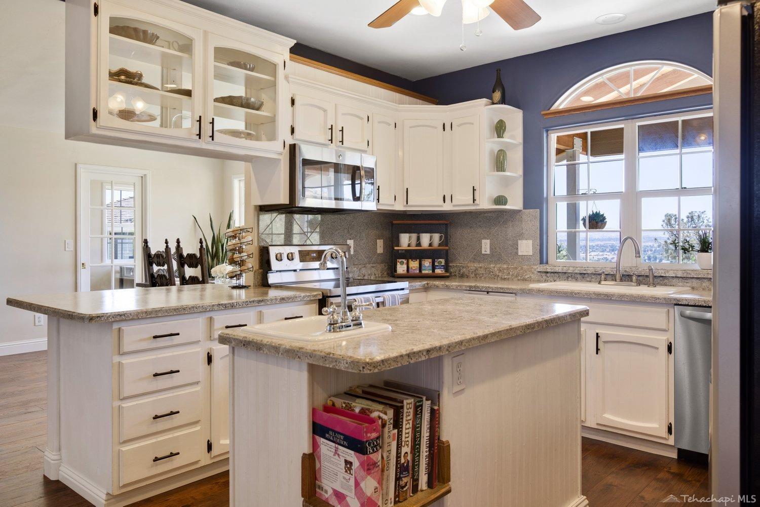 21218 Pine Ridge Drive Tehachapi, CA 93561 - Photo 14 of 62 Gallery Image 14