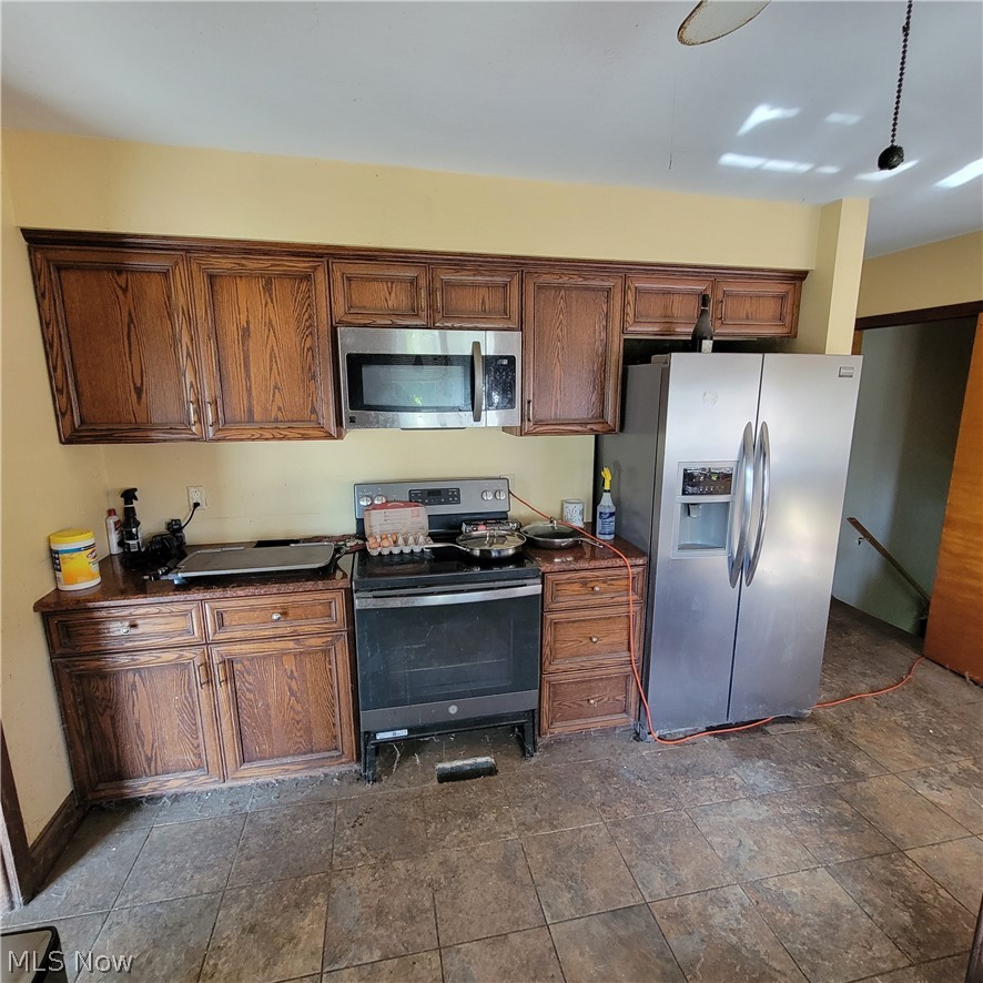 9031 Murray Ridge Road Elyria, OH 44035 - Photo 14 of 31 Gallery Image 14