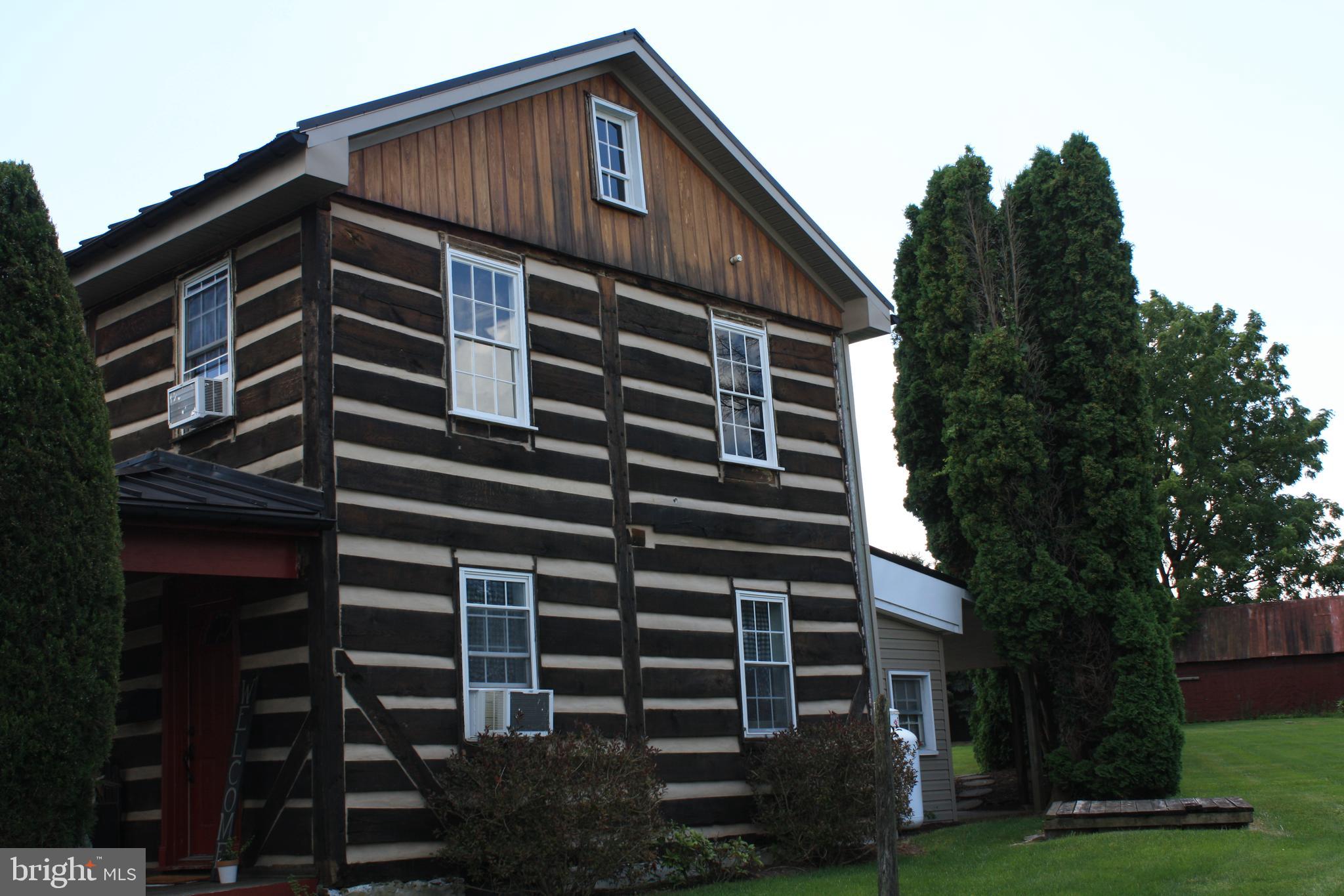 16 Main Street Womelsdorf, PA 19567 - Photo 4 of 29