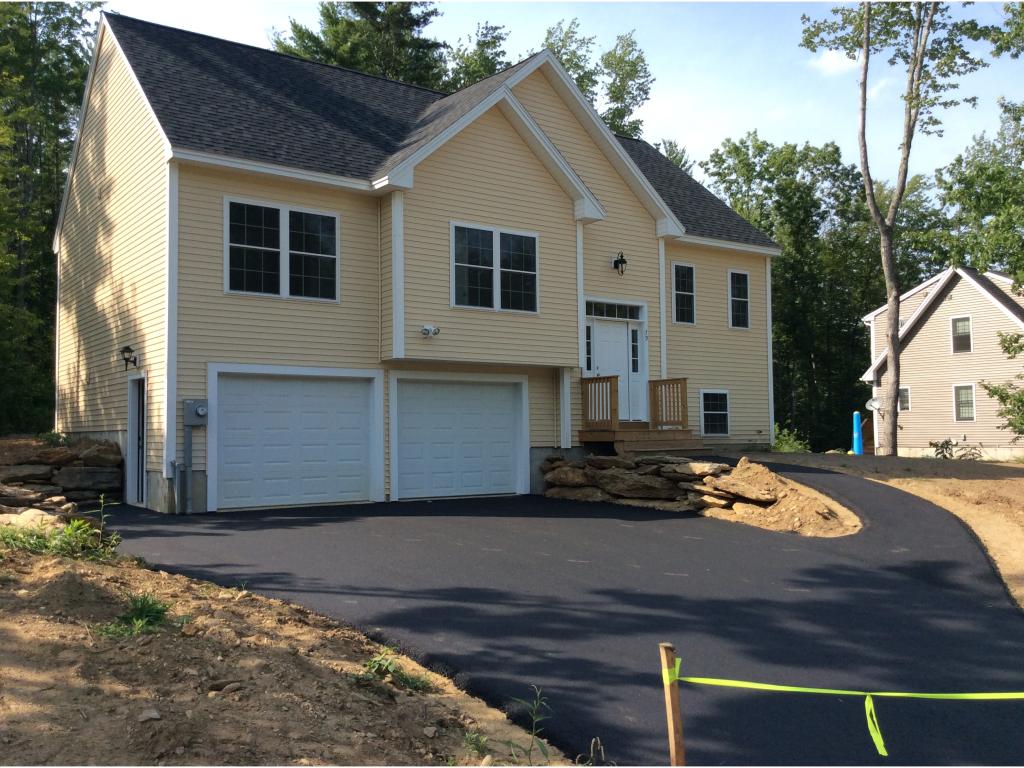 79 Ebony Drive Rochester, NH 03867 - Photo 3 of 32
