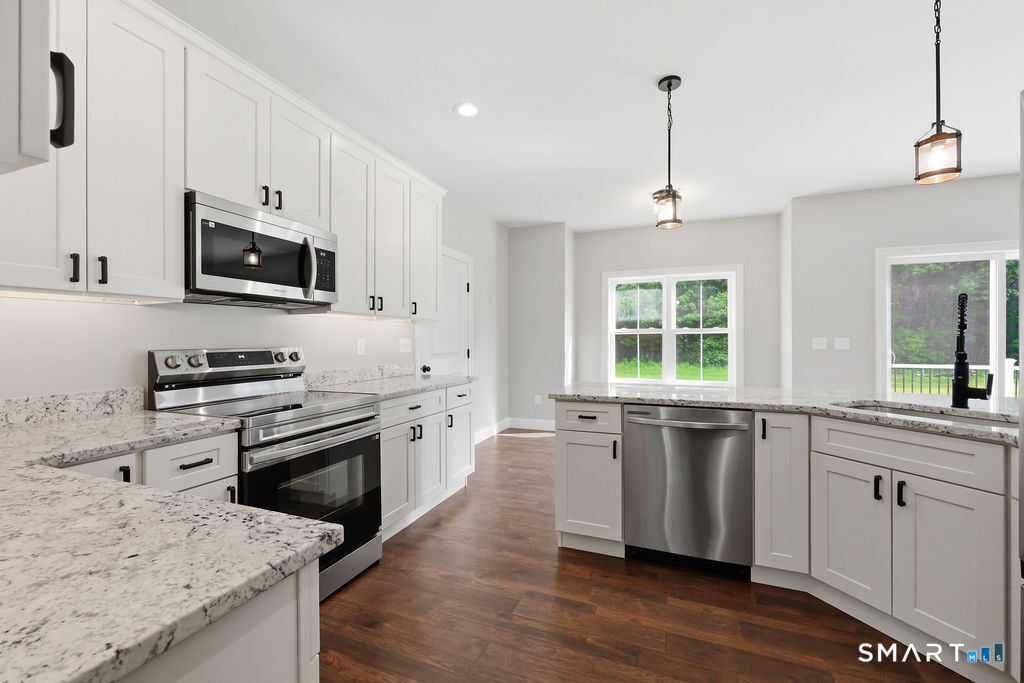857 Stone Road Windsor, CT 06095 - Photo 20 of 33