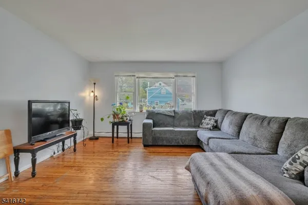 $375,000 | 14 Woods Edge Road, Stanhope, NJ 07874