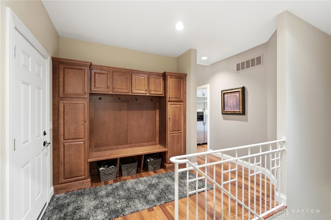 8010 Country Brook Court Springboro, OH 45066 - Photo 26 of 47