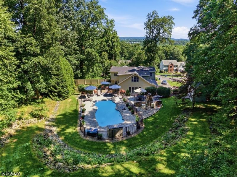 70 Old Mountain Road Lebanon, NJ 08833 - Photo 10 of 38 Gallery Image 10