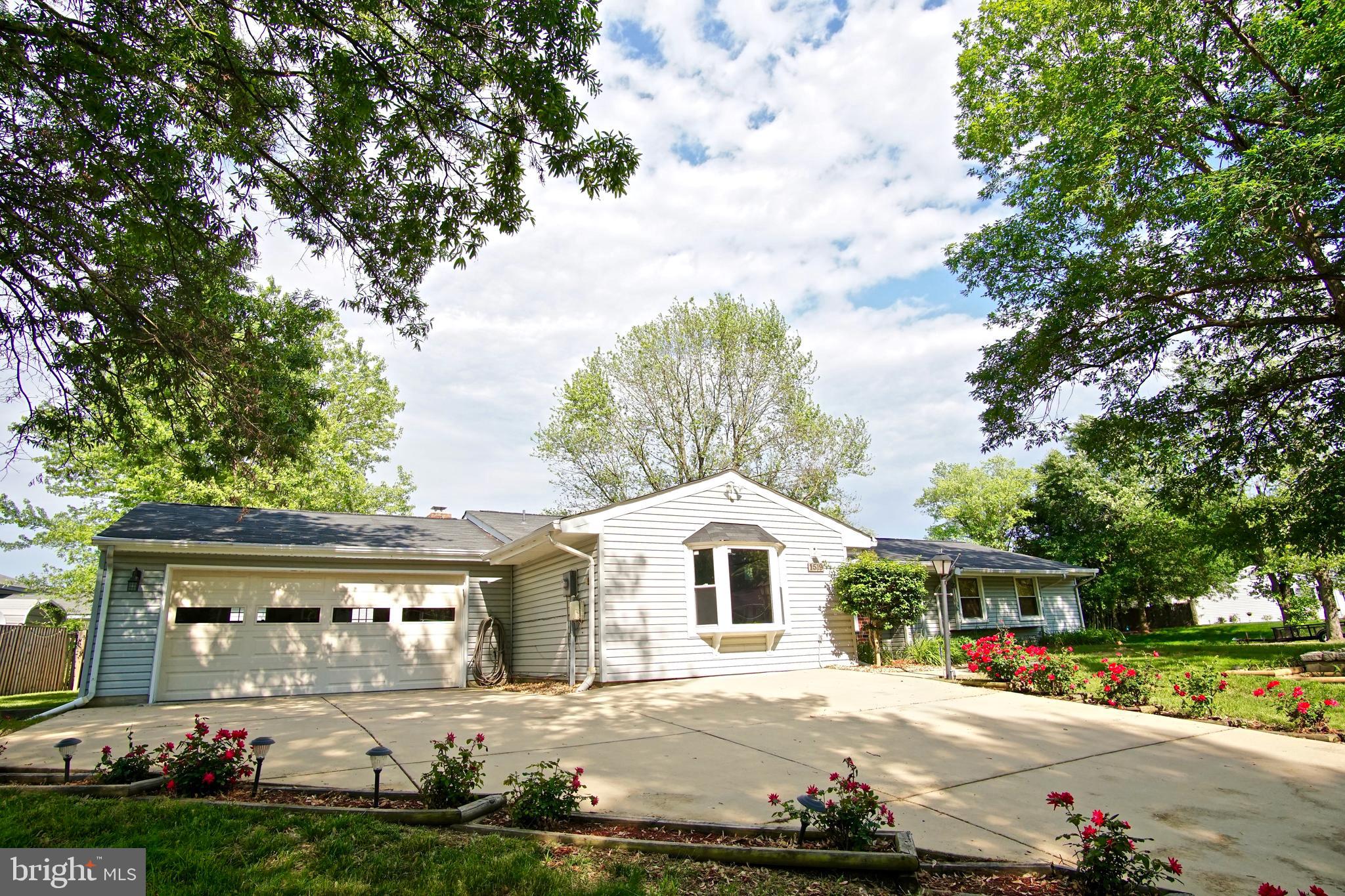1519 Nicholas Road Waldorf, MD 20601 - Photo 1 of 28 Attached 2 car oversized garage