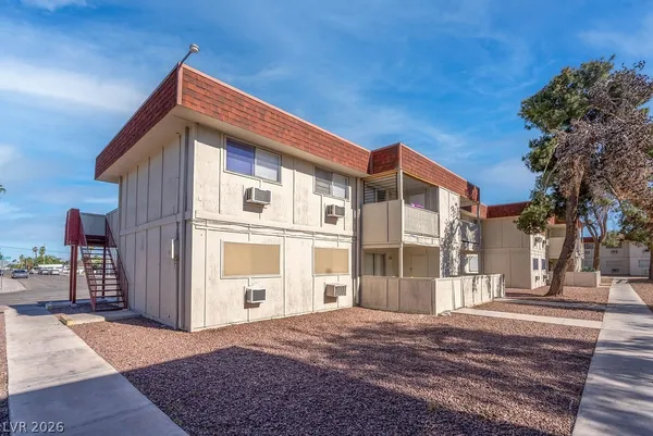 $1,100 | 5396 South Swenson Street, Unit 30, Las Vegas, NV 89119
