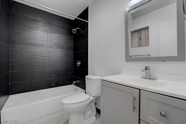 $1,100 | 5396 South Swenson Street, Unit 30, Las Vegas, NV 89119