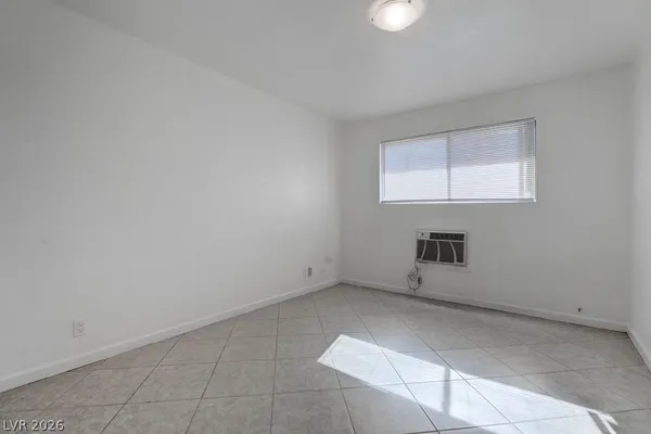 $1,100 | 5396 South Swenson Street, Unit 30, Las Vegas, NV 89119