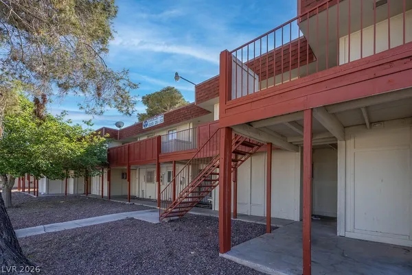 $1,100 | 5396 South Swenson Street, Unit 30, Las Vegas, NV 89119