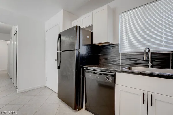 $1,100 | 5396 South Swenson Street, Unit 30, Las Vegas, NV 89119