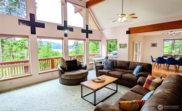 $1,199,995 | 227 Bromley Drive, Orcas Island, WA 98245