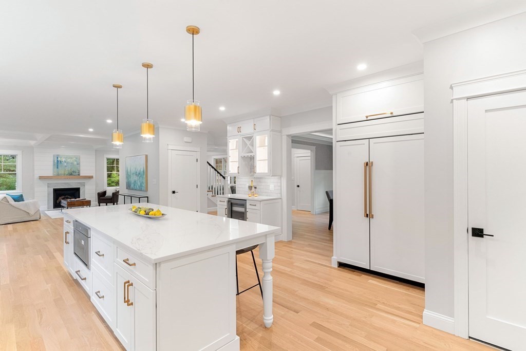 95 Jenkins Road Andover, MA 01810 - Photo 5 of 41 Gallery Image 5
