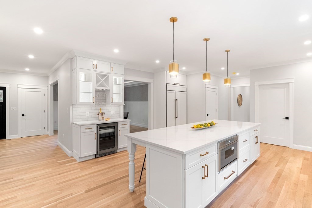 95 Jenkins Road Andover, MA 01810 - Photo 6 of 41 Gallery Image 6