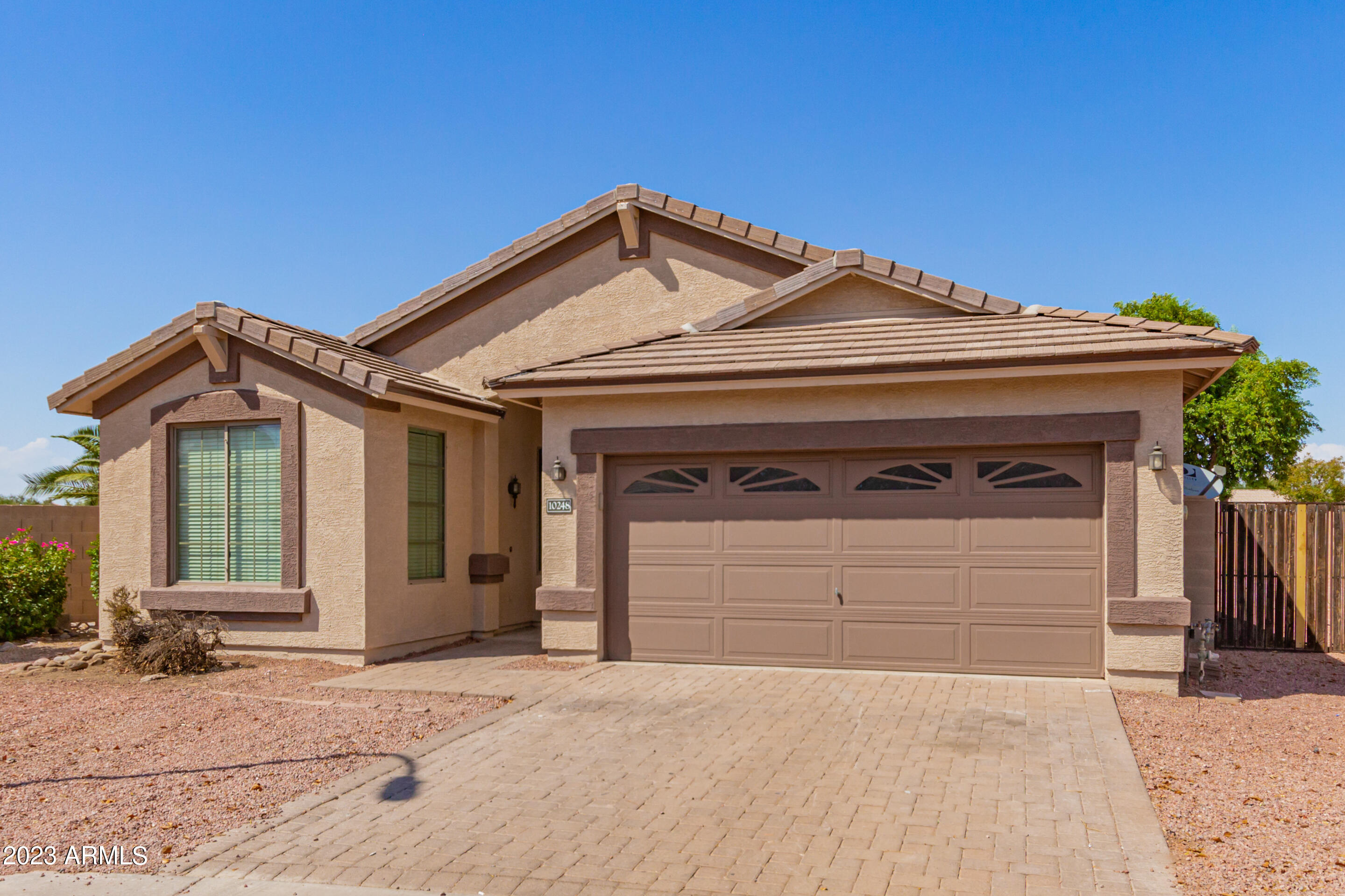 10248 West Cordes Road Tolleson, AZ 85353 - Photo 1 of 43 06 - Cordes