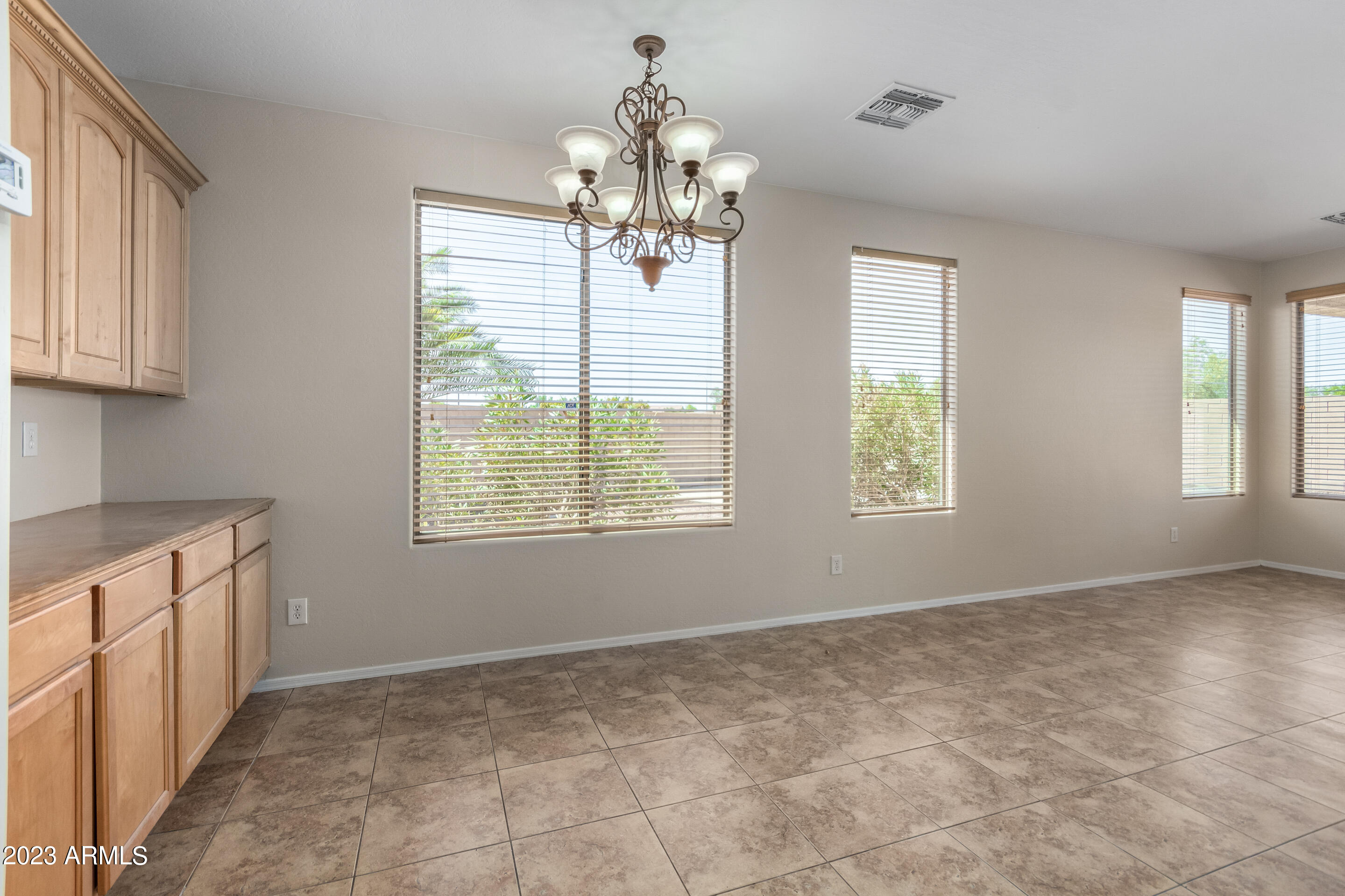 10248 West Cordes Road Tolleson, AZ 85353 - Photo 17 of 43 22 - Cordes