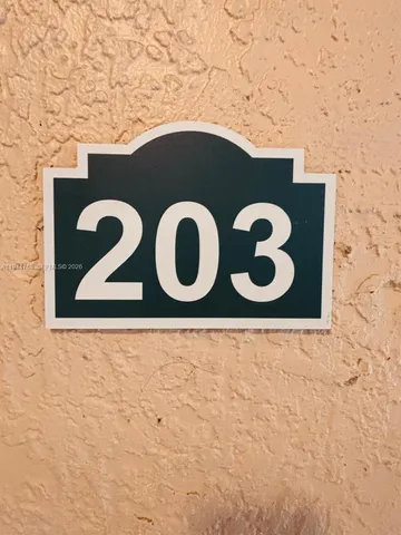 $2,000 | 2548 Centergate Drive, Unit 203, Miramar, FL 33025