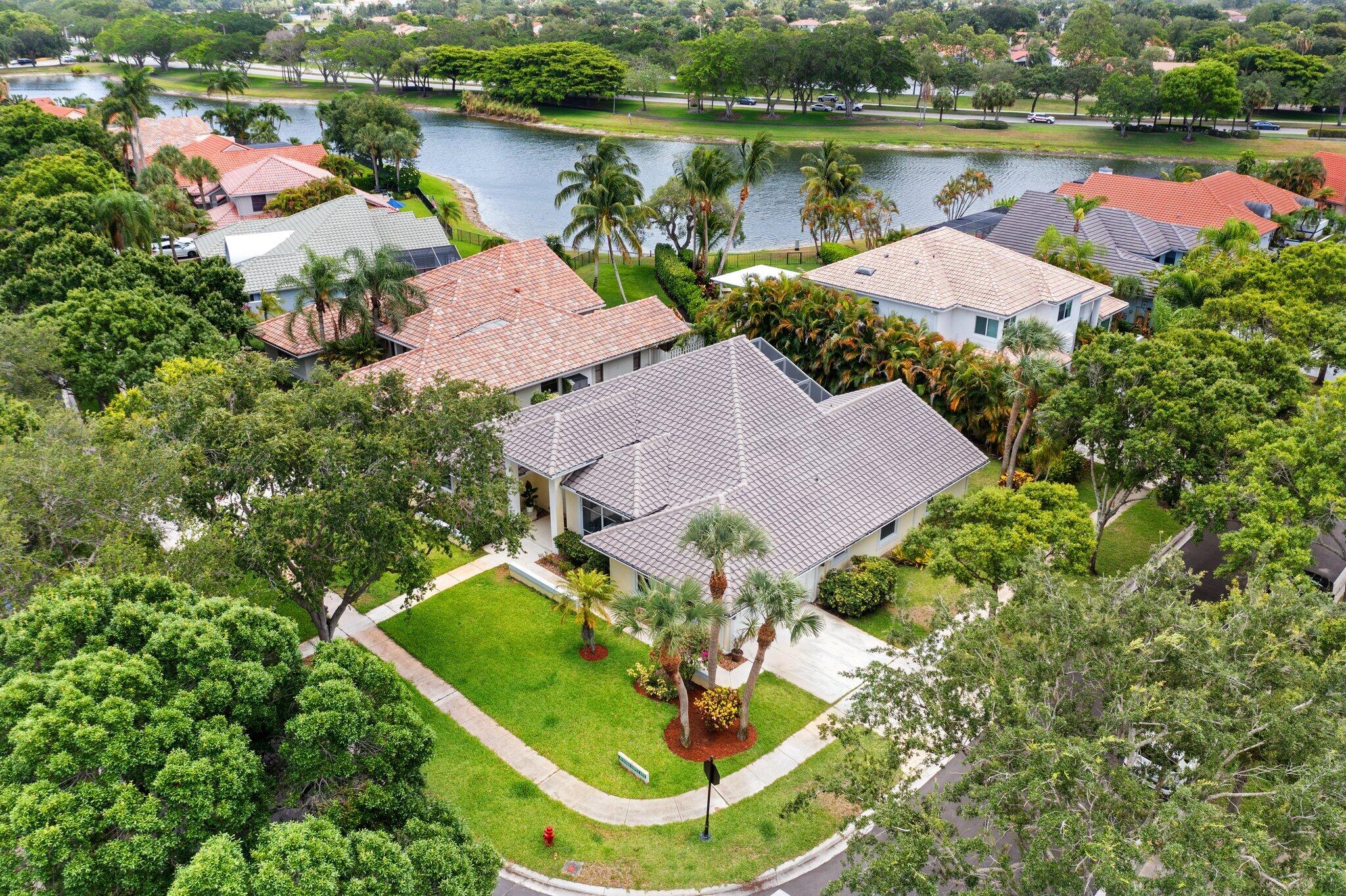 33 Av. Santa Ana - Boca Raton Fl-30