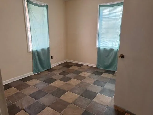 $1,850 | 569 East Main Street, Harleyville, SC 29448