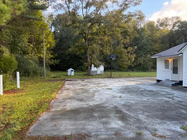 $1,850 | 569 East Main Street, Harleyville, SC 29448