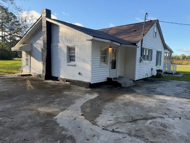 $1,850 | 569 East Main Street, Harleyville, SC 29448