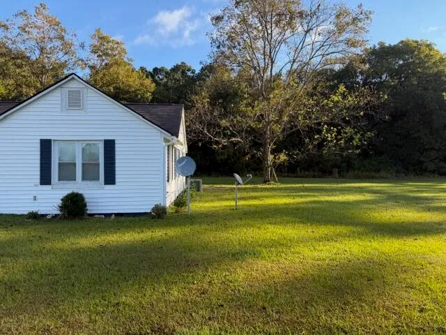 $1,850 | 569 East Main Street, Harleyville, SC 29448