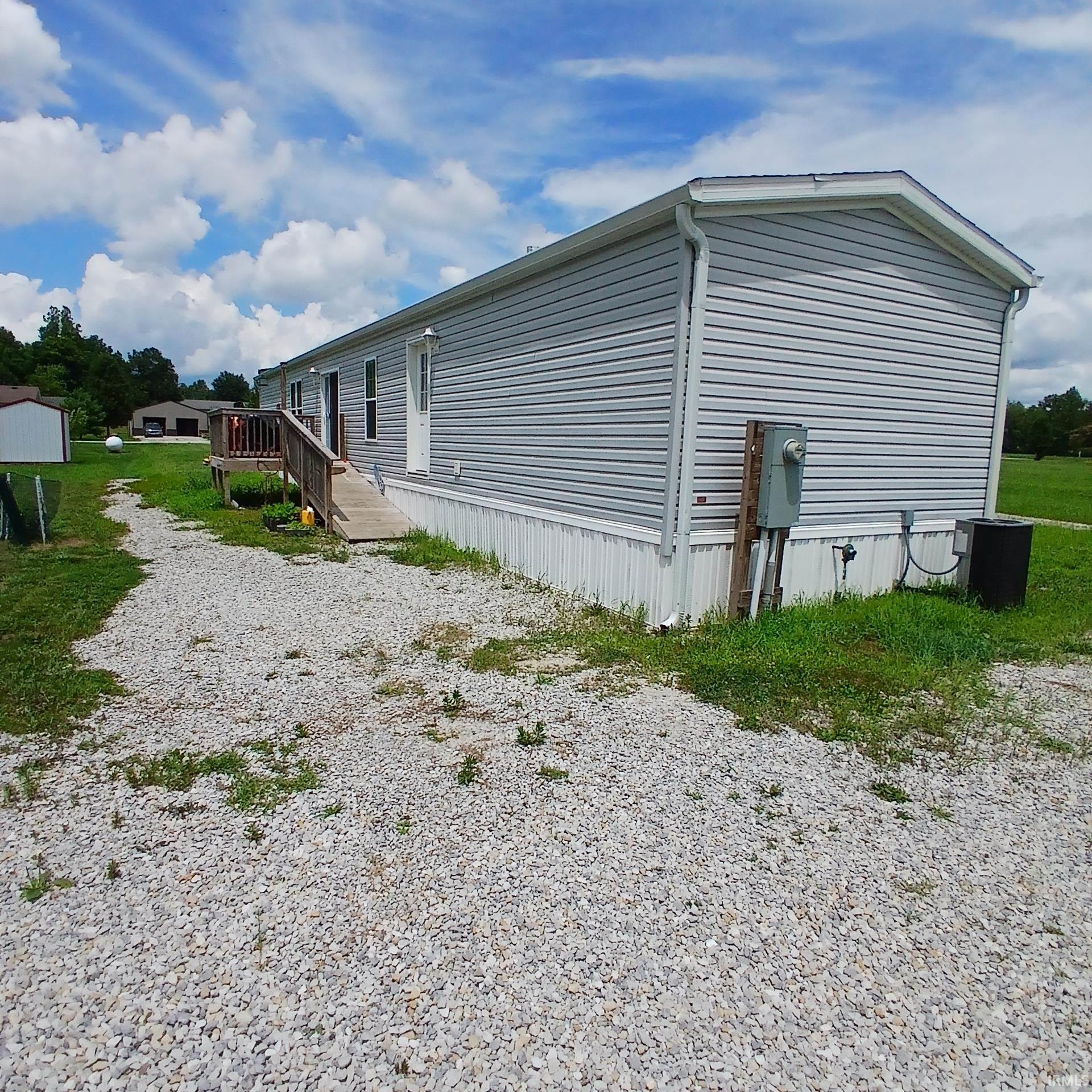 331 Horning Drive Odon, IN 47562 - Photo 7 of 18