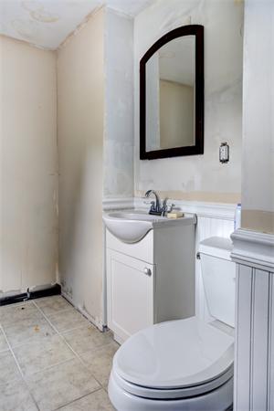 107 Rivulet Street Uxbridge, MA 01569 - Photo 8 of 22 Gallery Image 8